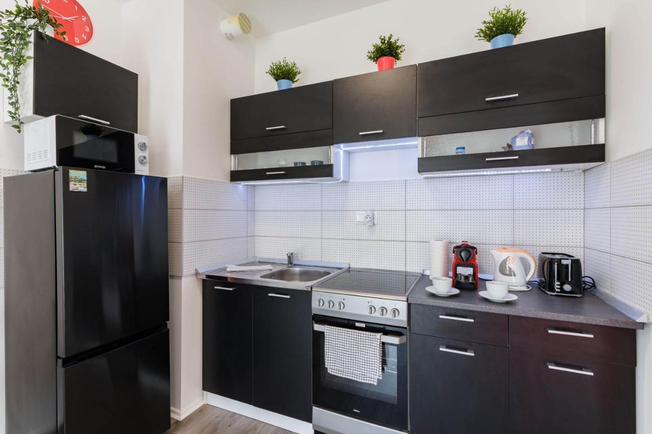 Apartamento New Blue Danube With Balcony And Parking