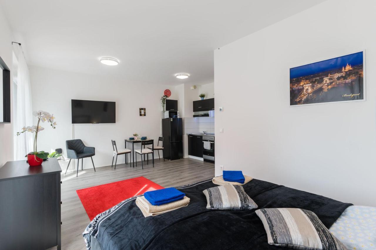 Apartamento New Blue Danube With Balcony And Parking