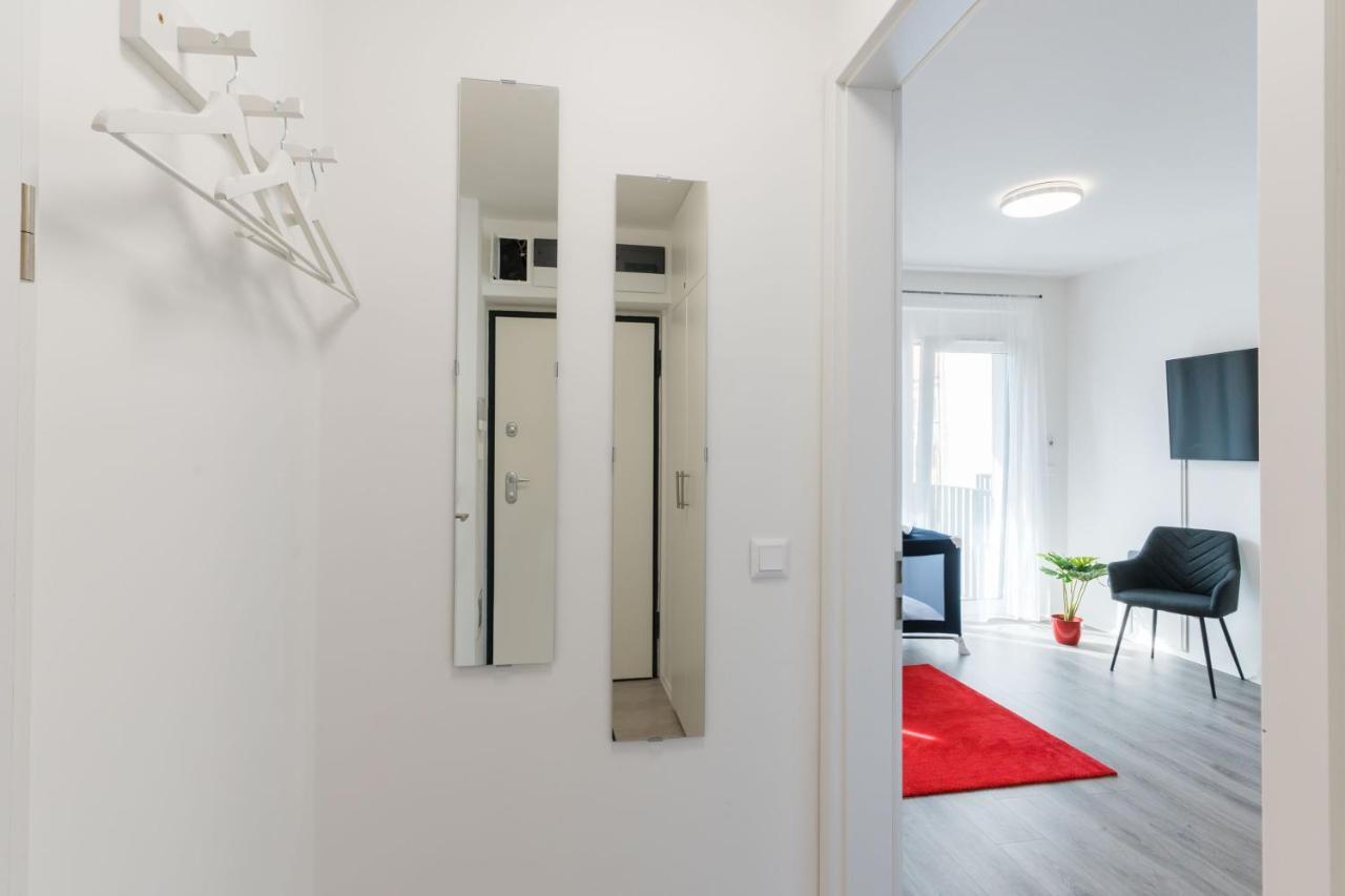 Apartamento New Blue Danube With Balcony And Parking