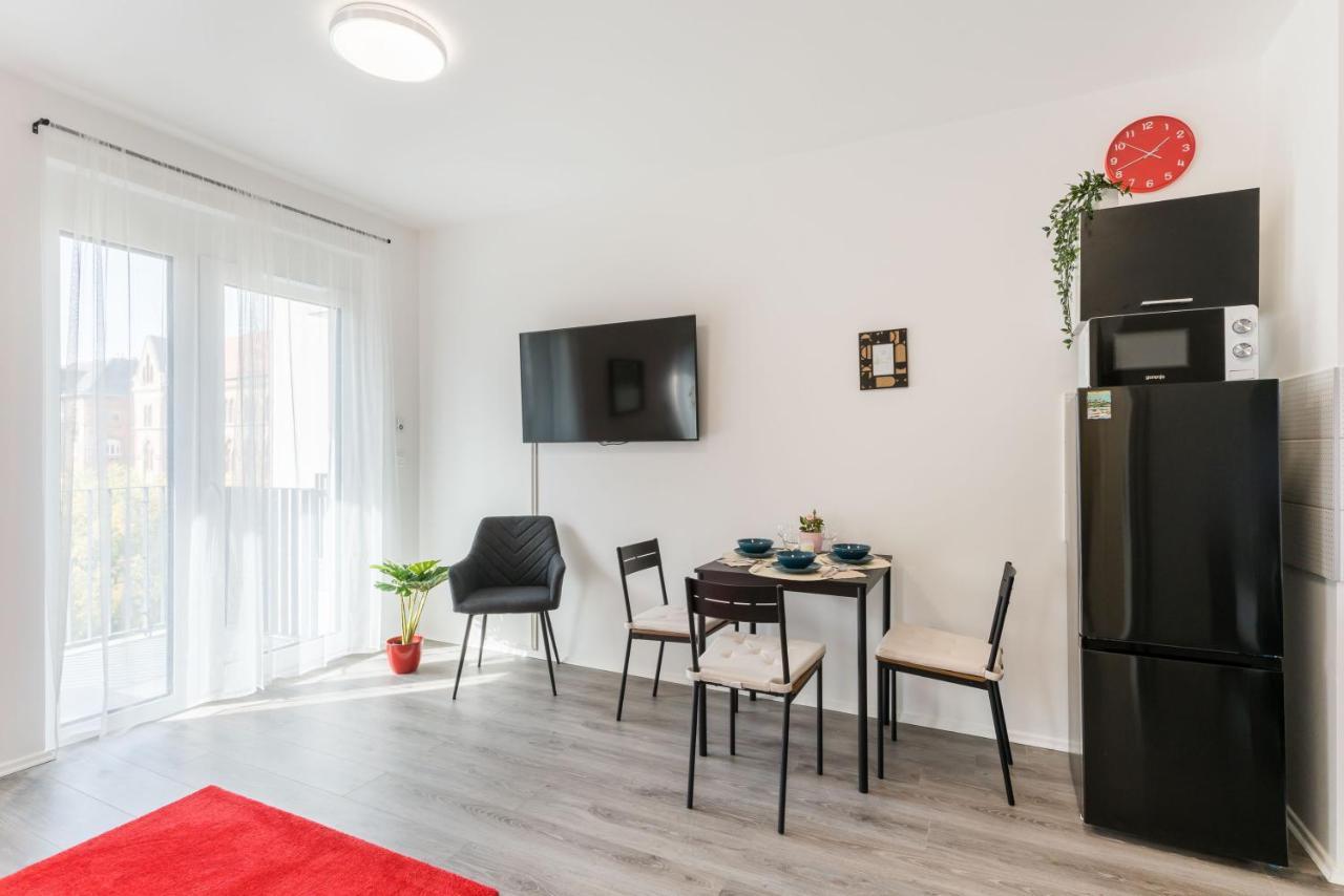 New Blue Danube With Balcony And Parking Apartamento Budapest